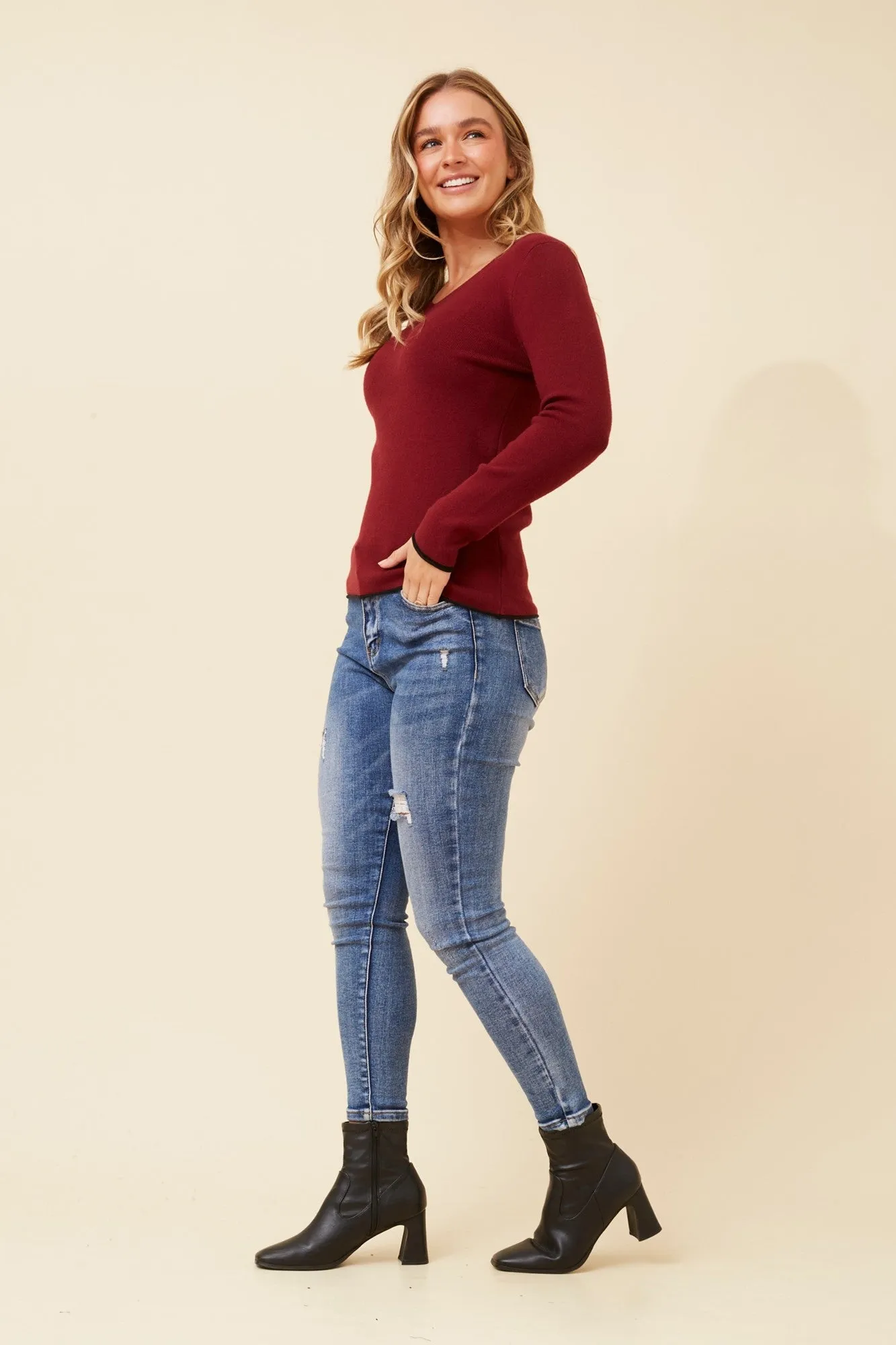 APOLLONIA KNIT PULLOVER