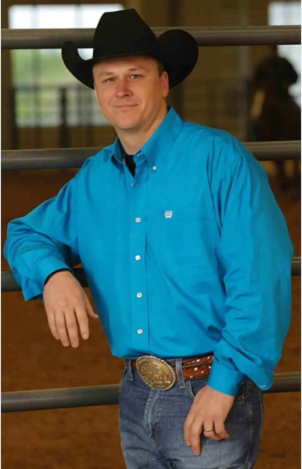 Cinch Men's Classic Fit Long Sleeve Button One Open Pocket Solid Basic