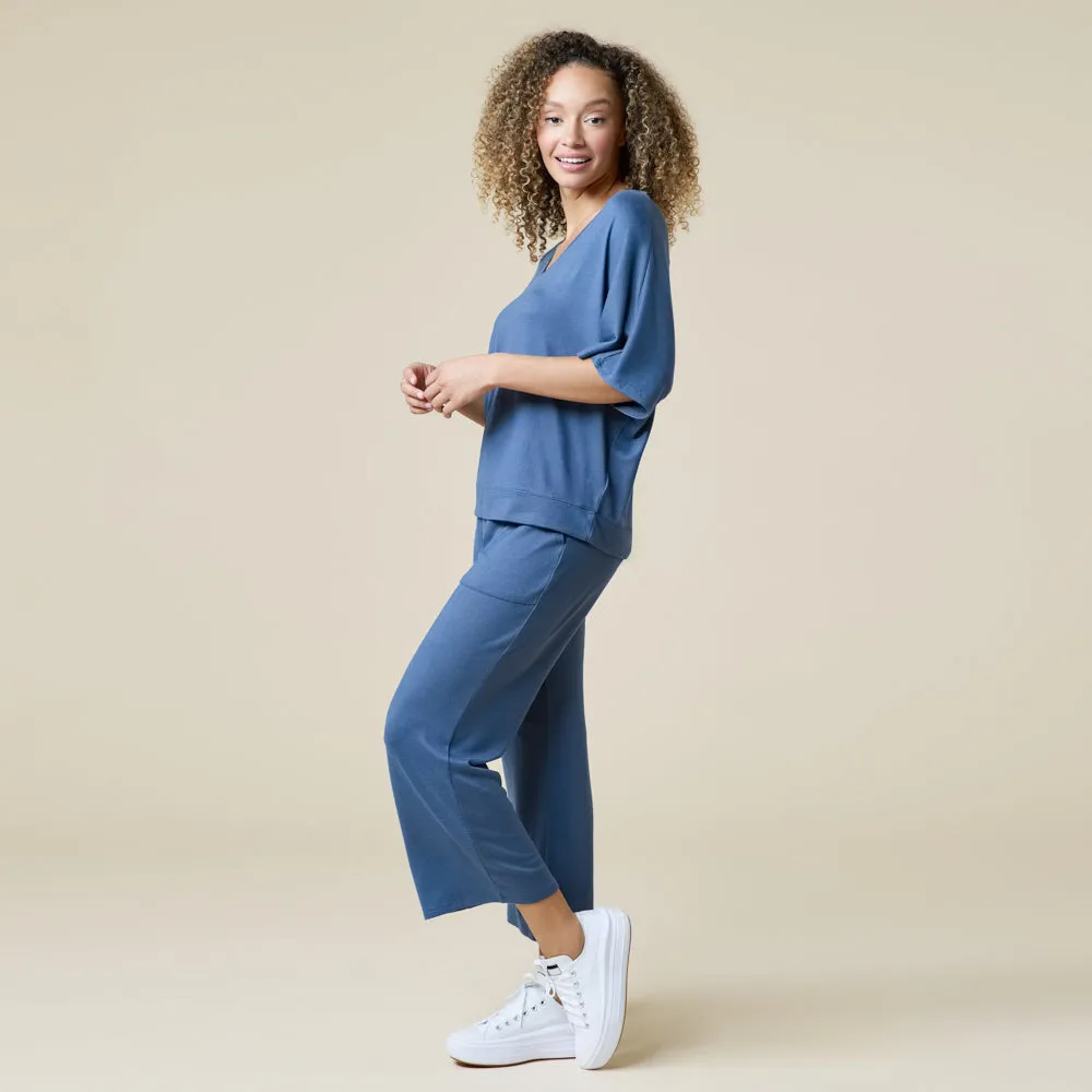 Dream Relaxed V-neck with Capri Lounge Set