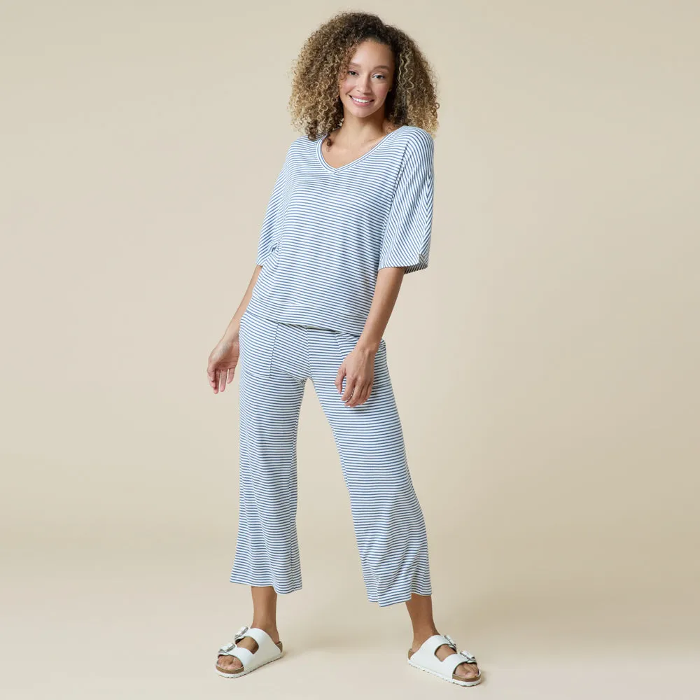 Dream Relaxed V-neck with Capri Lounge Set