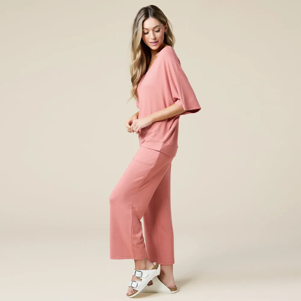 Dream Relaxed V-neck with Capri Lounge Set