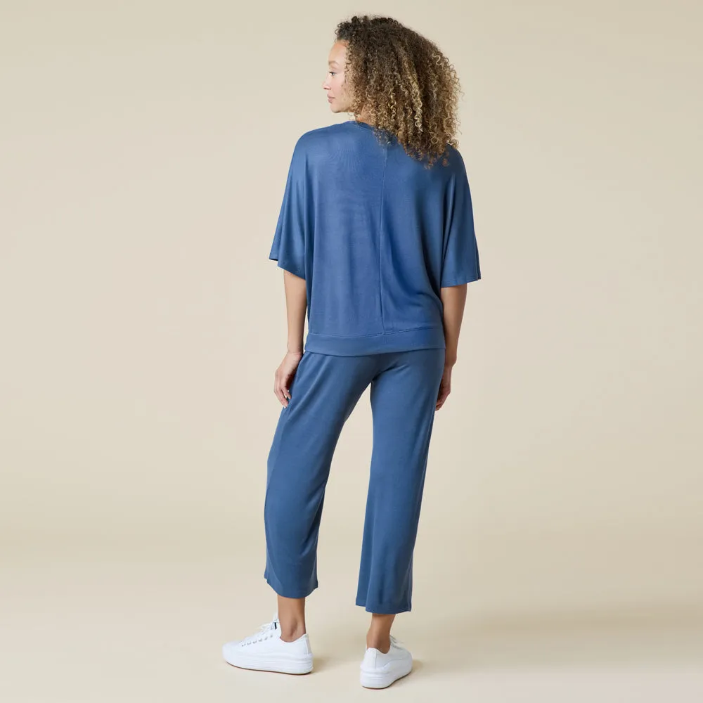Dream Relaxed V-neck with Capri Lounge Set