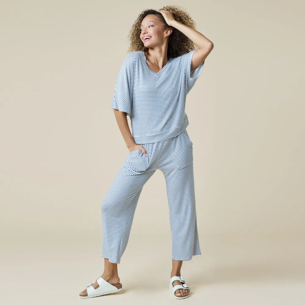 Dream Relaxed V-neck with Capri Lounge Set