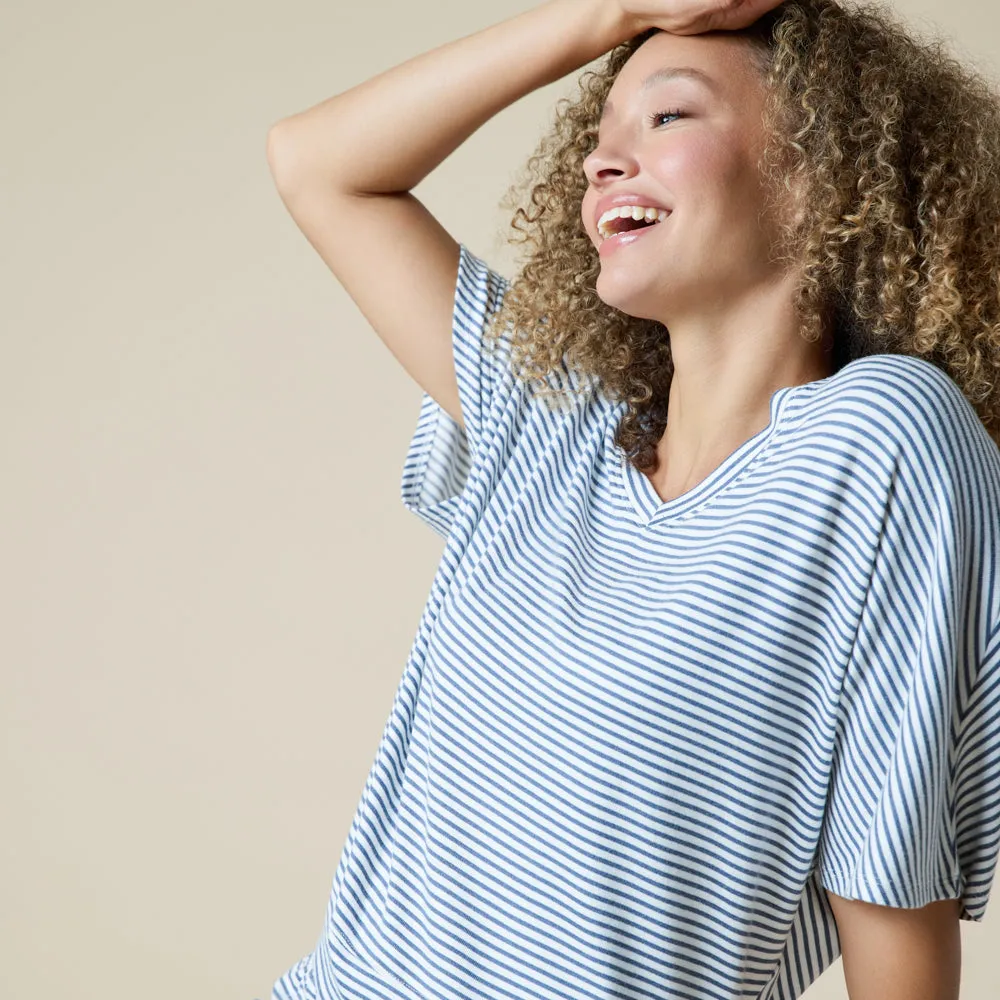 Dream Relaxed V-neck with Capri Lounge Set
