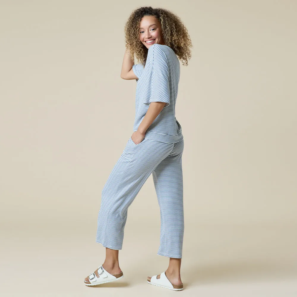 Dream Relaxed V-neck with Capri Lounge Set