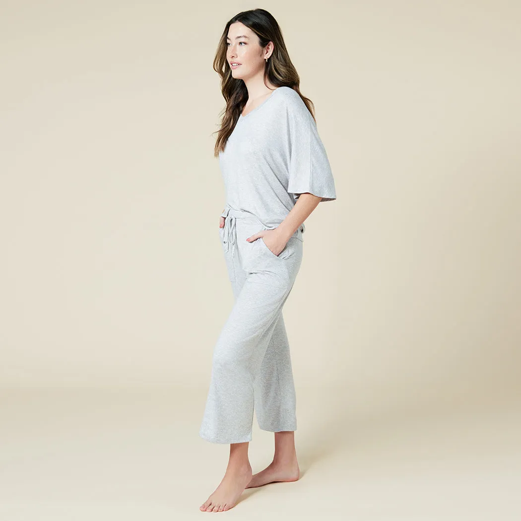 Dream Relaxed V-neck with Capri Lounge Set