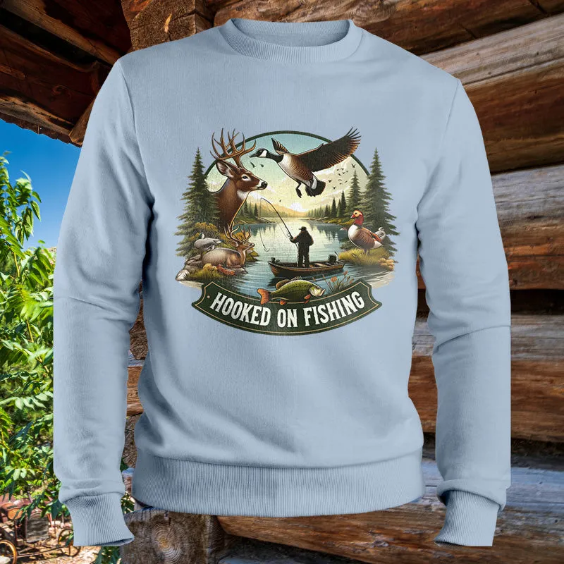 HOOKED ON FISHING | Men's Fall Sweatshirt