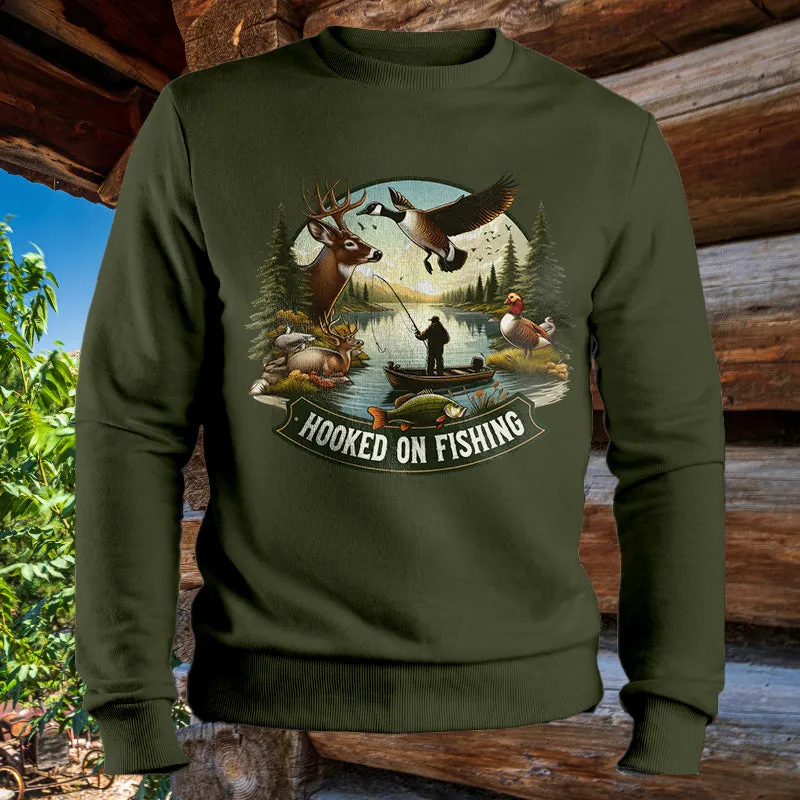 HOOKED ON FISHING | Men's Fall Sweatshirt