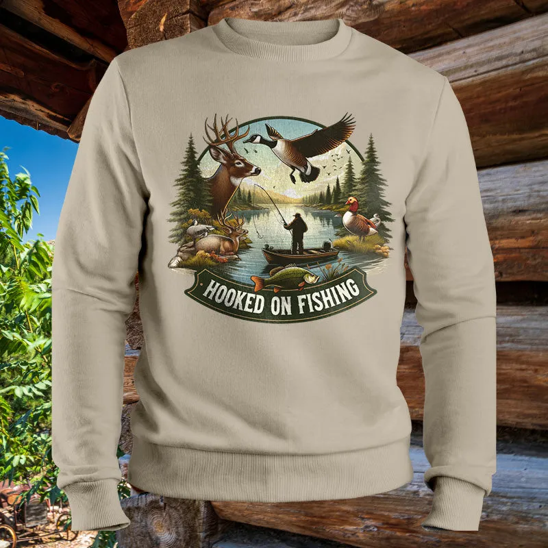 HOOKED ON FISHING | Men's Fall Sweatshirt