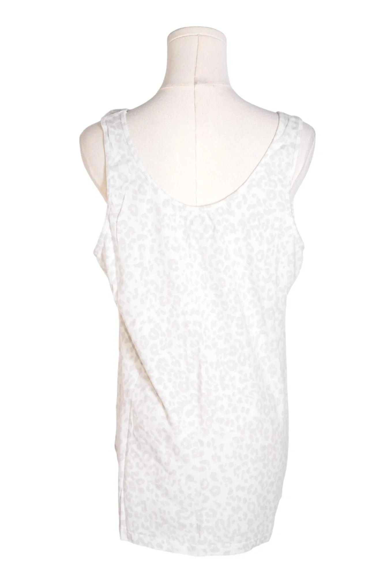 OLD NAVY Women T-Shirts Regular fit in White - XL
