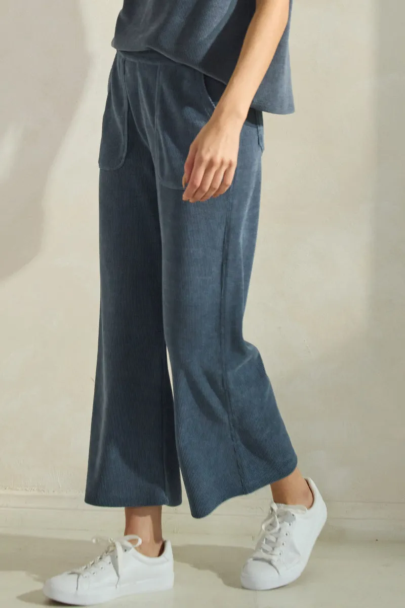 Plus Size Relaxed Fit Corduroy Capri Pants