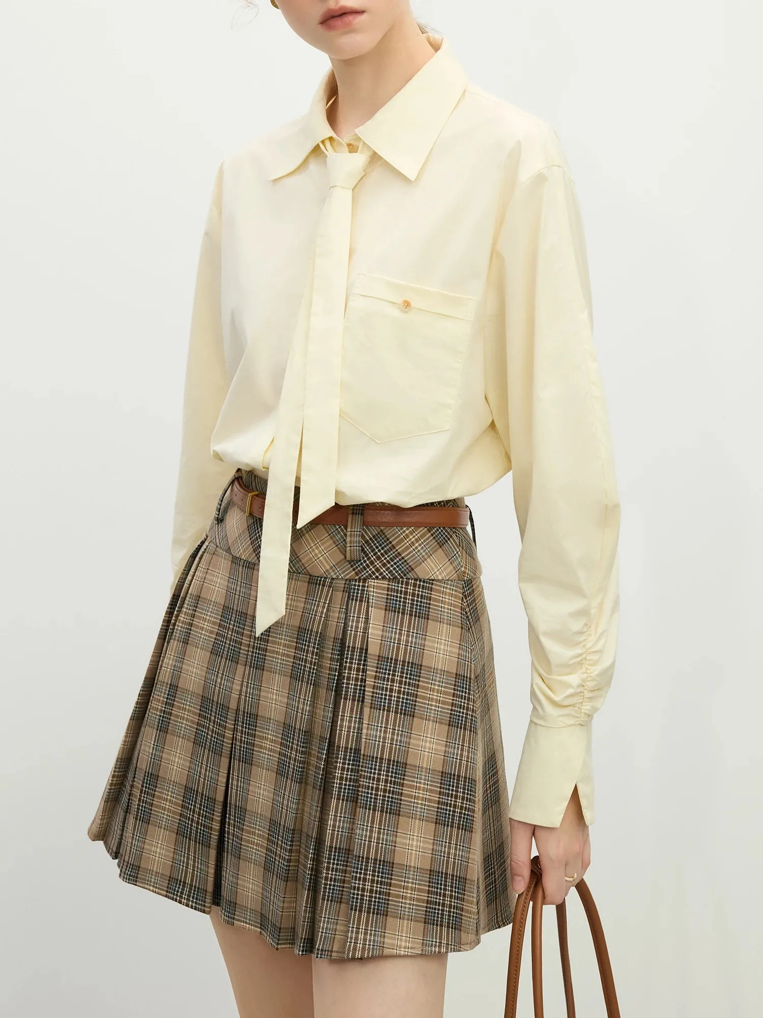 Relax Fit Long Sleeved Shirt with Detachable Tie