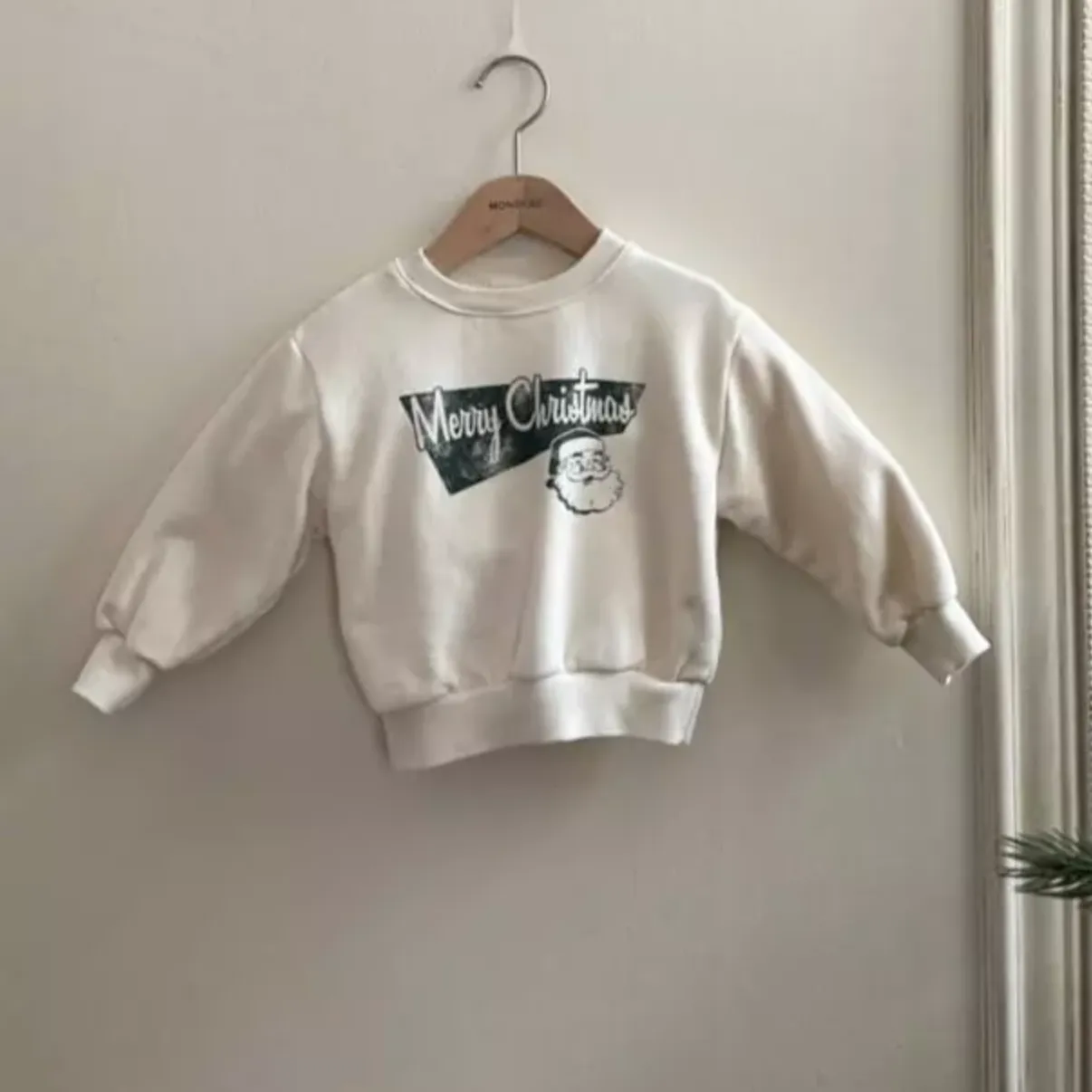 Retro Santa Sweatshirt (Two Colours)