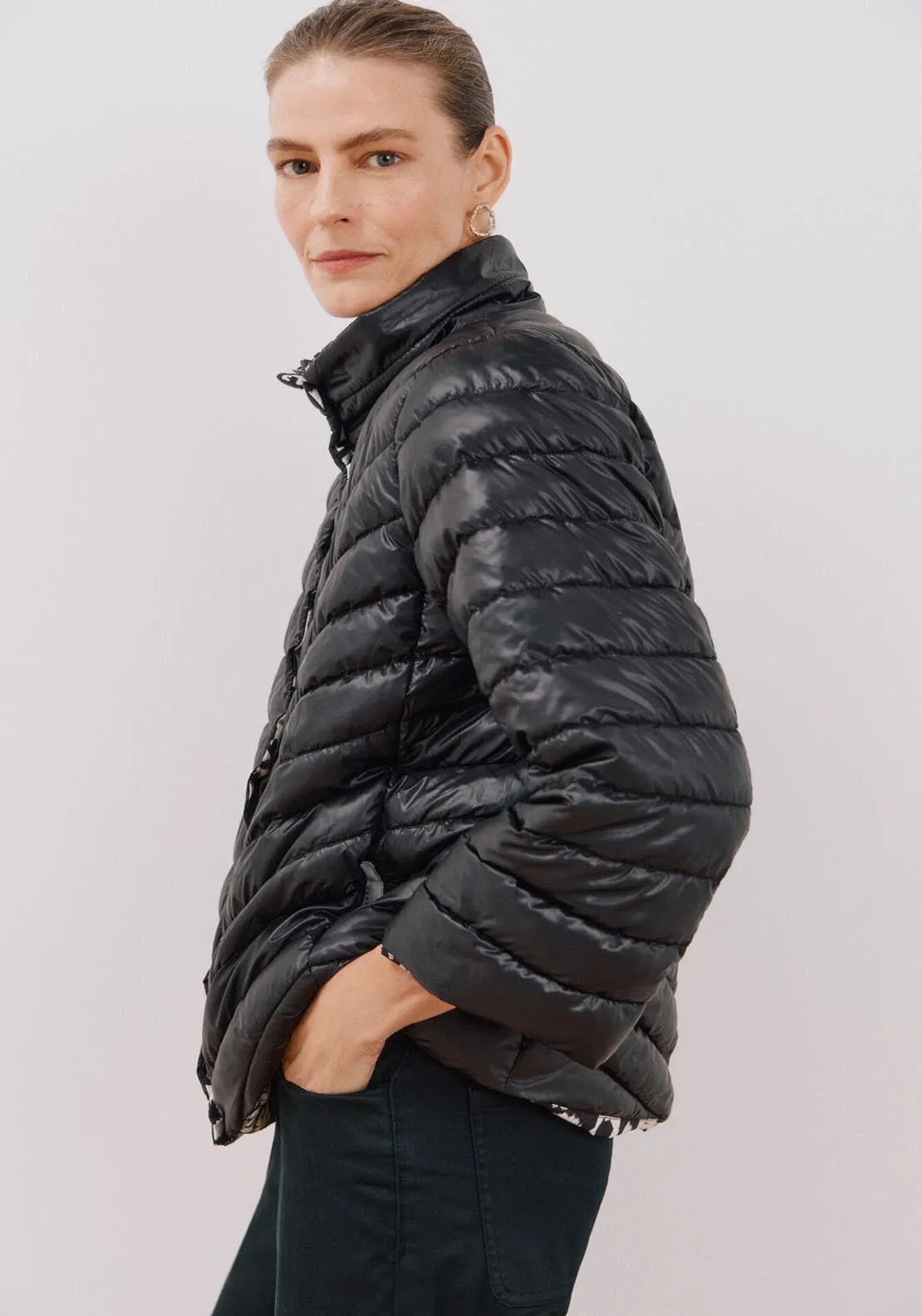 Reversible Short Padded Jacket - Black