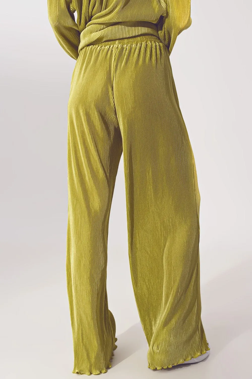 Satin Pleated Wide Leg Pants In Green