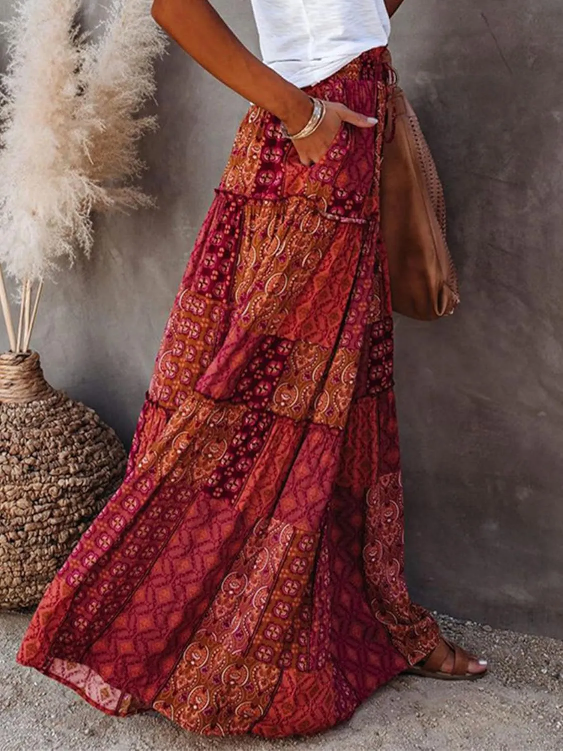 Womens Boho Print Tiered Long Skirts Vintage Elastic High Waist Pleated Ruffle Flowy Maxi Skirt with Pockets