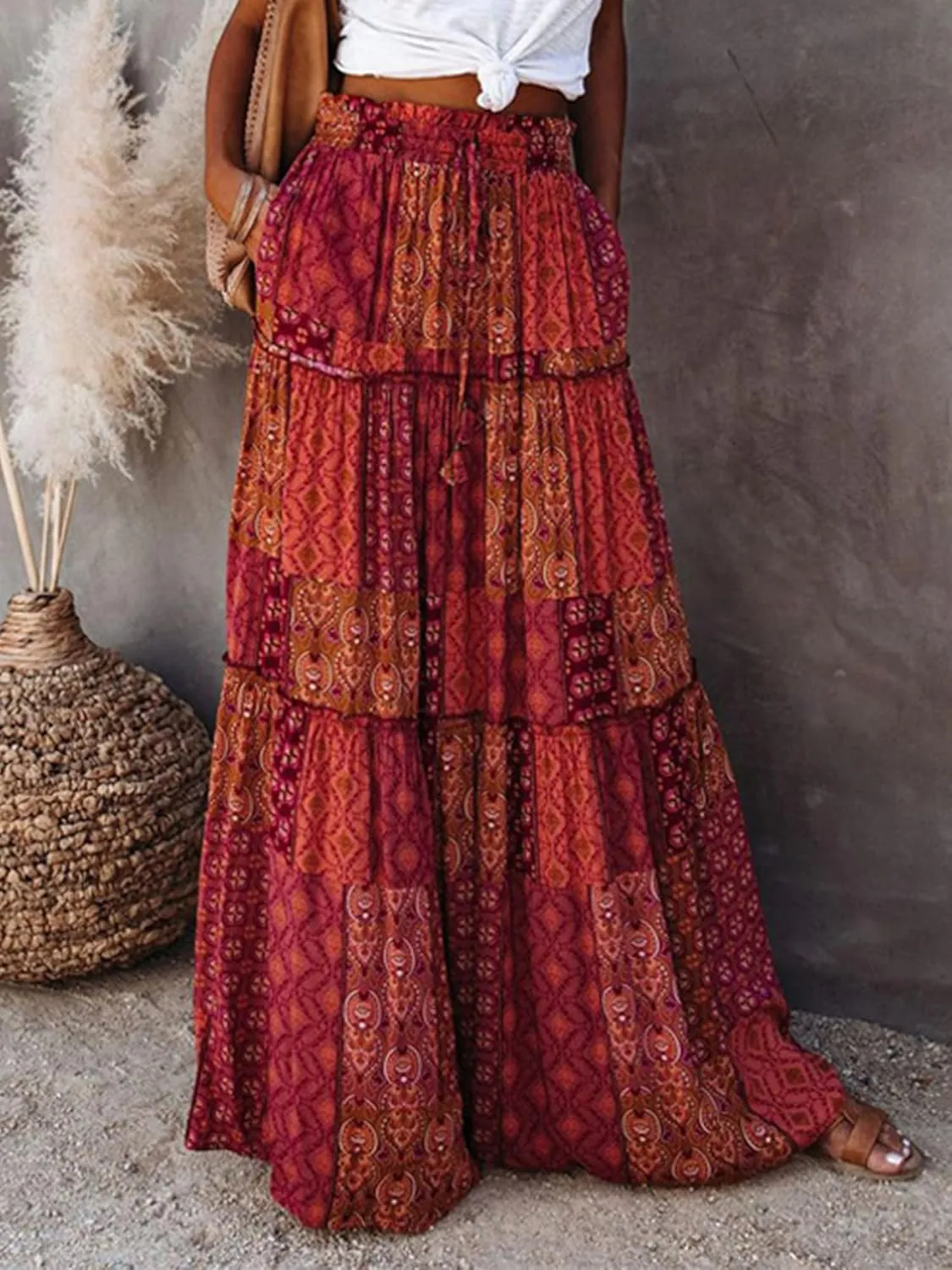 Womens Boho Print Tiered Long Skirts Vintage Elastic High Waist Pleated Ruffle Flowy Maxi Skirt with Pockets